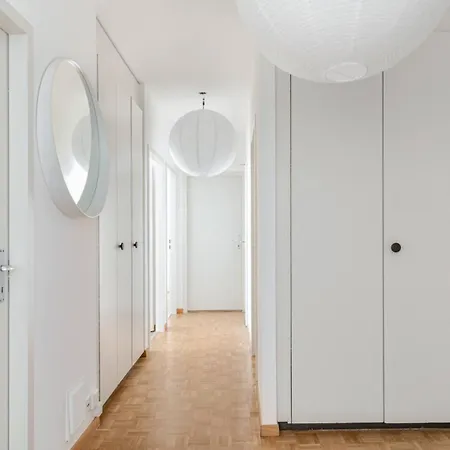 Appartement Spacieux 95m2 Proche Et Bains