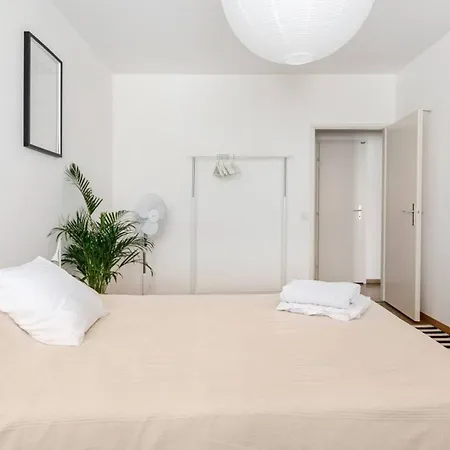 Spacieux 95m2 Proche Et Bains * Genève
